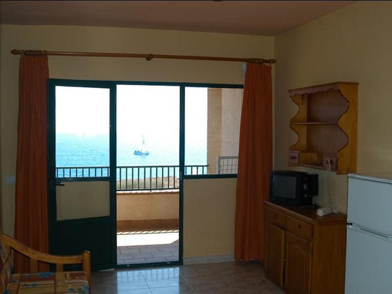 Apartamentos Moon Dreams Cabo De Banos Cala'N Blanes  Luaran gambar